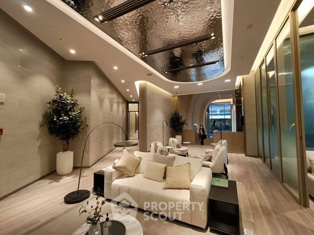 picture 1-BR Condo at The Crest Park Residences, 60m to MRT Phahon Yothin (ID 1441619) - 6/9
