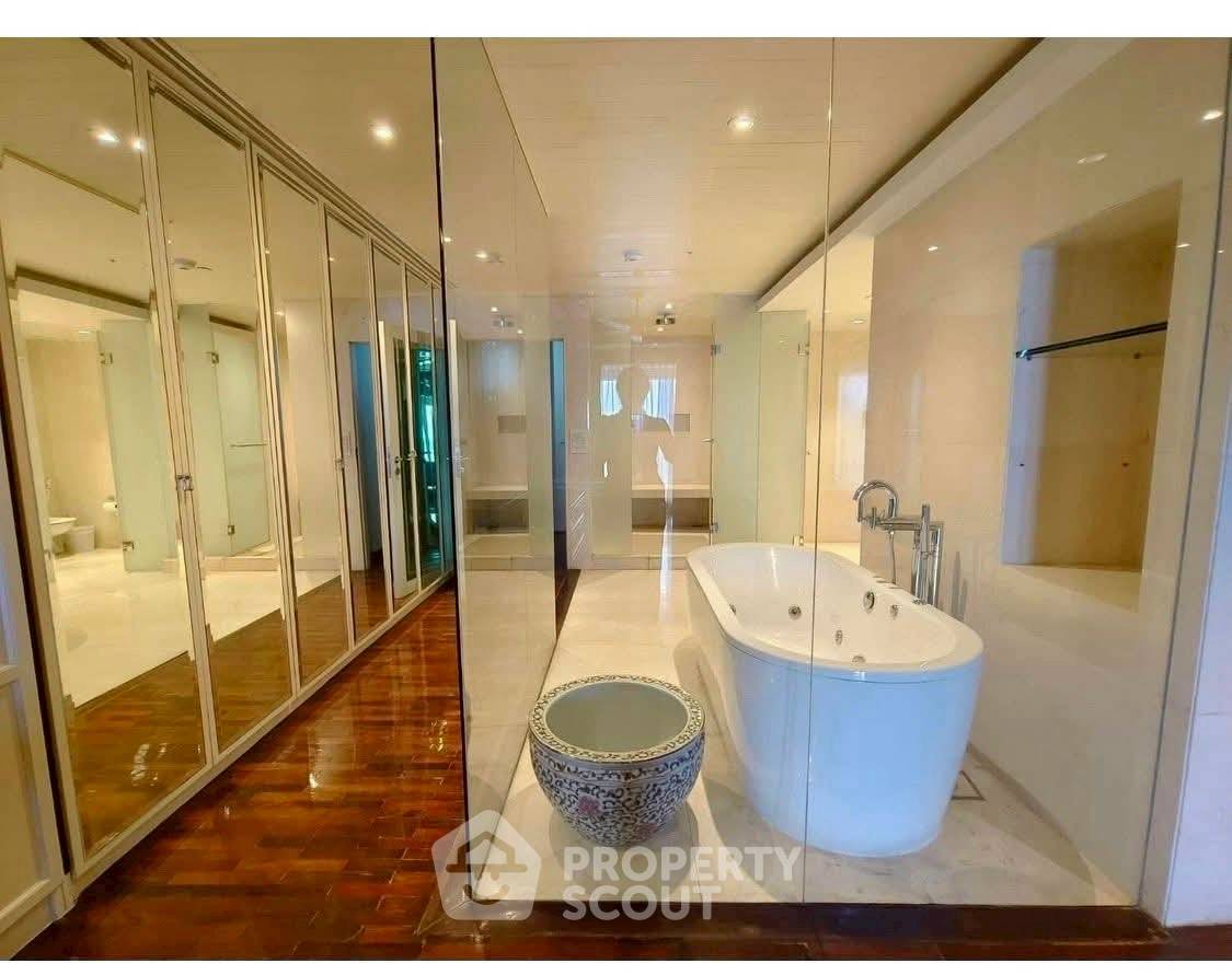 รูป คอนโด 2-ห้องนอน ที่ ณุศา สเตท ทาวเวอร์ คอนโดมิเนียม ใกล้ BTS สะพานตากสิน (ID 2915005) - รูปที่ 12/15