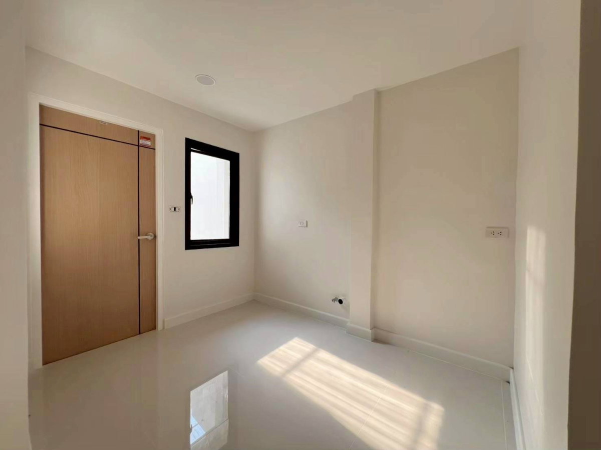 รูป ขาย Perfect Placeรัตนาธิเบศร์ 4 ห้องนอน 4 ห้องน้ำ ที่ดิน 80 ตรวา. เพียง 9.5 ล้านบาท - รูปที่ 17/20