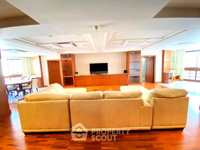 Condos for rent : 3-BR Condo at President Park Condominium near MRT Queen Sirikit National Convention Centre (ID 2911529)