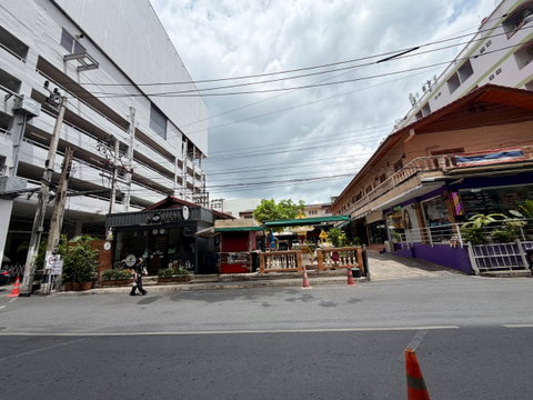 ขายที่ดินทำเลทอง💰💰💰 📌ติดห้างสรรพสินค้า เดอะมอลล์งามวงศ์วาน🏦
