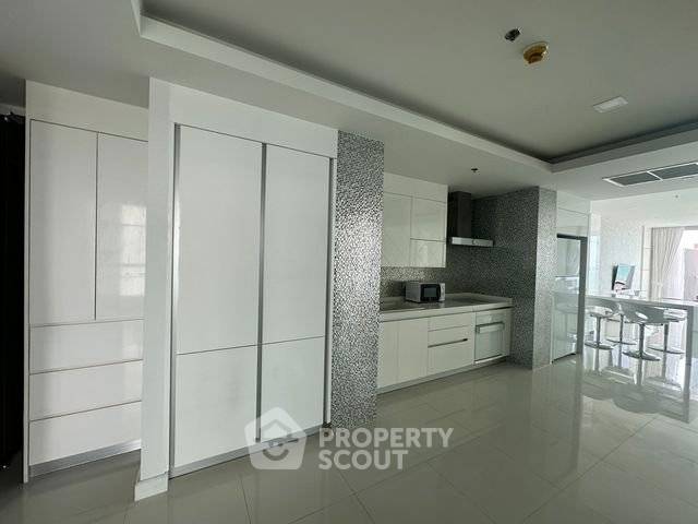 picture 3-BR Condo at Del Mare Condominium close to Bangsaray (ID 2919809) - 5/12