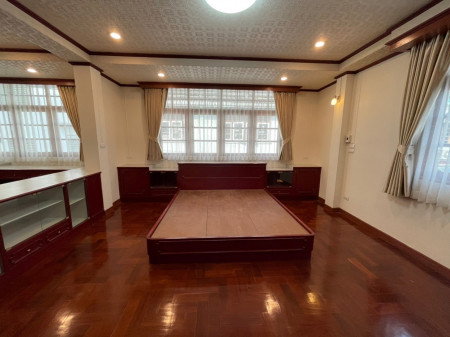 รูป ขาย ให้ เช่า ทาวน์โฮม สุดคุ้ม !! เจริญนคร 34 Renovate ใหม่ทั้งหลัง 3 ชั้น 36 ตรว - รูปที่ 10/12