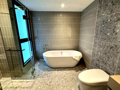คอนโดให้เช่า : LTH15480 – Luxury Pet-Friendly Condo for Rent Thonglor | City Lifestyle Best Value | Near BTS Thonglor | 125,000 THB