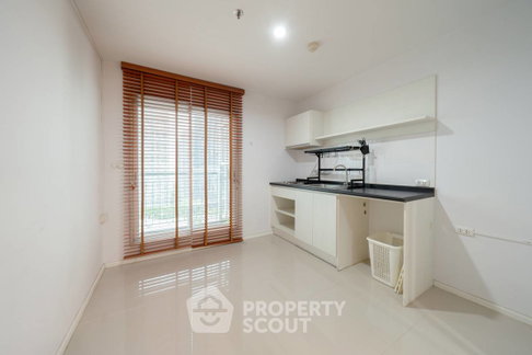 2-BR Condo at Aspire Rama 9 near MRT Phra Ram 9 (ID 2919690)