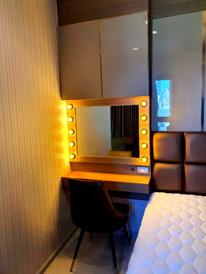 Condos for sale : 🚩 For Sell Condo LIFE ONE WIRELESS Building 1, Floor 20,2 bed room, Room size 45 sqm