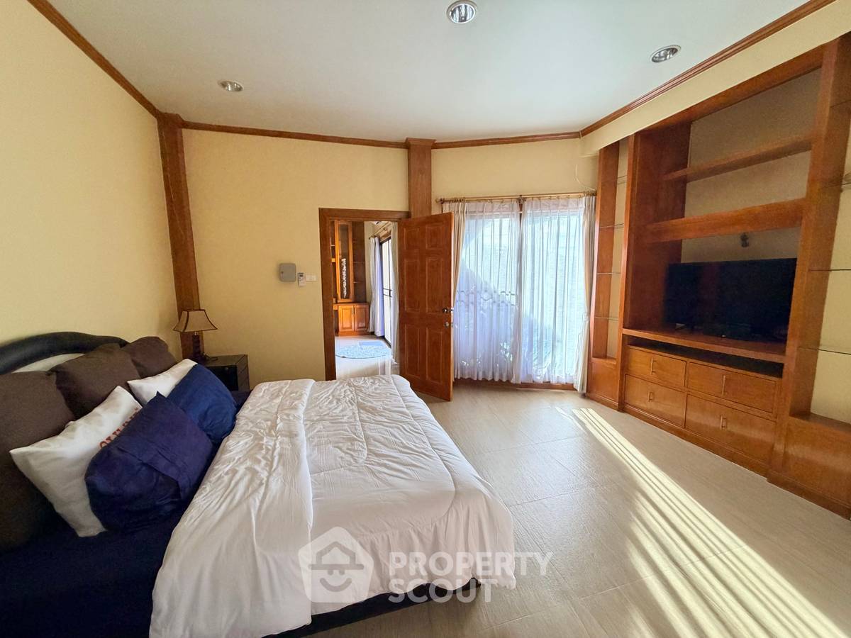 picture 4-BR House close to Map Prachan Lake (ID 2919619) - 9/18
