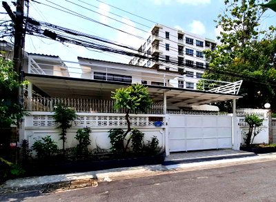 เช่าบ้านเดี่ยว MRT ห้วยขวาง : R3024 ให้เช่าบ้านเดี่ยว 2 ชั้น หมู่บ้านอยู่เจริญ 542 (ว่างค่ะ) ใกล้ MRT ห้วยขวาง