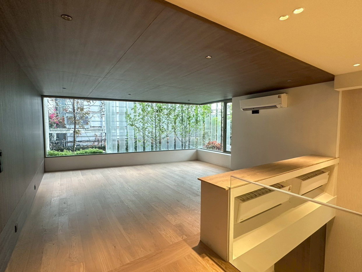 รูป LTH15468 – Luxury House for Sale Ekkamai | Private Pool Residence | Near BTS Ekkamai | 59 MB | บ้านหรูขาย เอกมัย พร้อมสระว่ายน้ำส่วนตัว ใกล้ BTS เอกมัย - รูปที่ 4/6