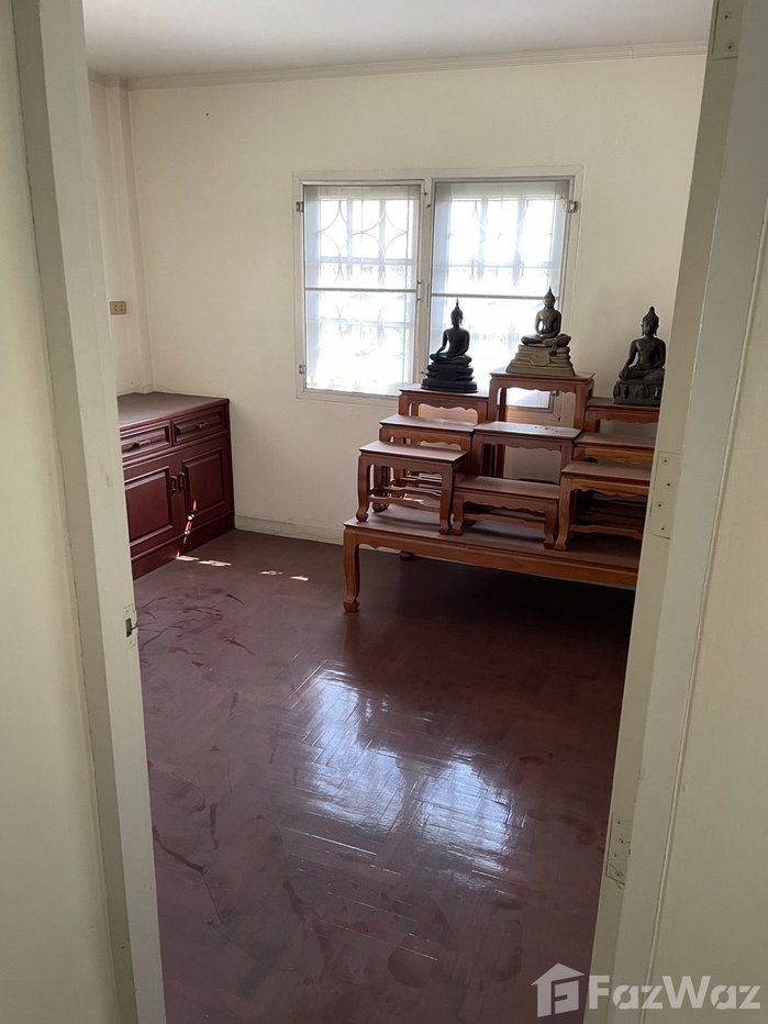 รูป ขาย บ้านเดี่ยว 4 ห้องนอน ในโครงการ โกลเด้น เพลซ วิลเลจ 1716252 - รูปที่ 12/18