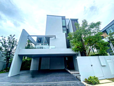 Houses for sale Thap Chang : Vive Krungthep Kreetha, luxury corner house  4 bedrooms, 5 bathrooms, 421 sq m, elevator.