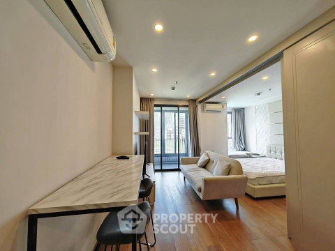 1-BR Condo at Q Chid Lom - Phetchaburi near BTS Chit Lom (ID 2921065)