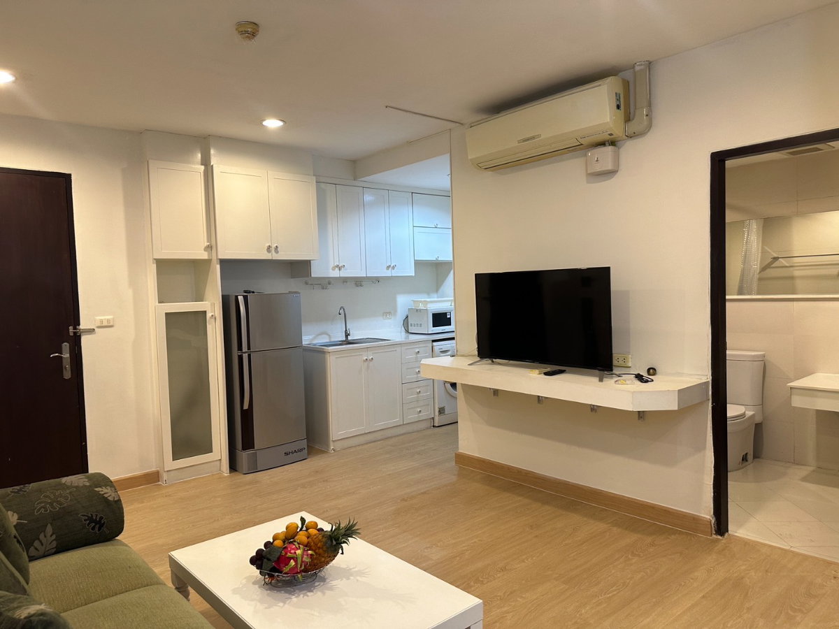 รูป ให้เช่า Address สุขุมวิท 42 ใกล้ BTS เอกมัย ห้อง 1 ห้องนอน ขนาดใหญ่ พร้อมอยู่ - รูปที่ 4/8