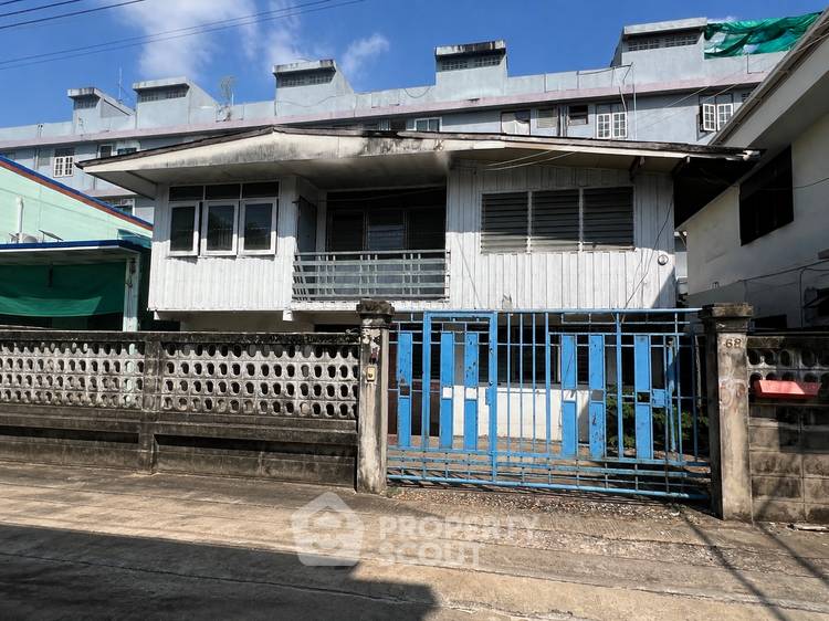picture 4-BR House in Taling Chan (ID 2876087) - 3/3