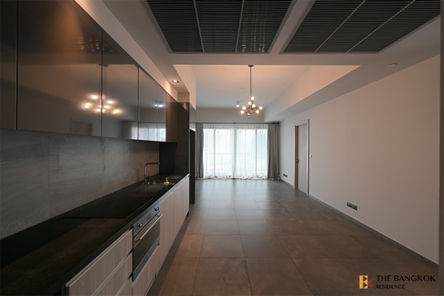 The Lofts Asoke Luxury Unit, Ready for You Without the Wait near MRT Phetchaburi Station
