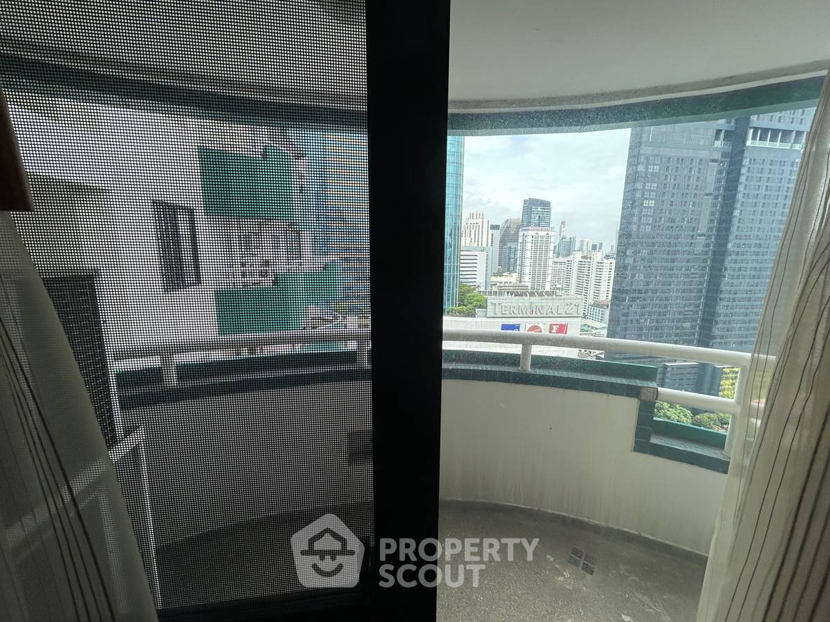 picture 2-BR Condo at Las Colinas near BTS Asok (ID 2910582) - 2/12