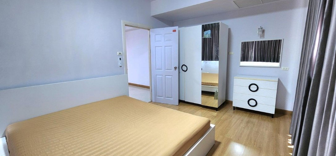 รูป Supalai Casa Riva ห้องหัวมุม 55 ตร.ม.1 ห้องนอน 1 ห้องรับแขกชั้น 9 - รูปที่ 2/6
