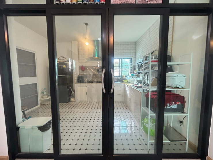 รูป ขายบ้านเดี่ยว สัตหีบ แถมเฟอร์ พร้อมเข้าอยู่ - รูปที่ 8/13