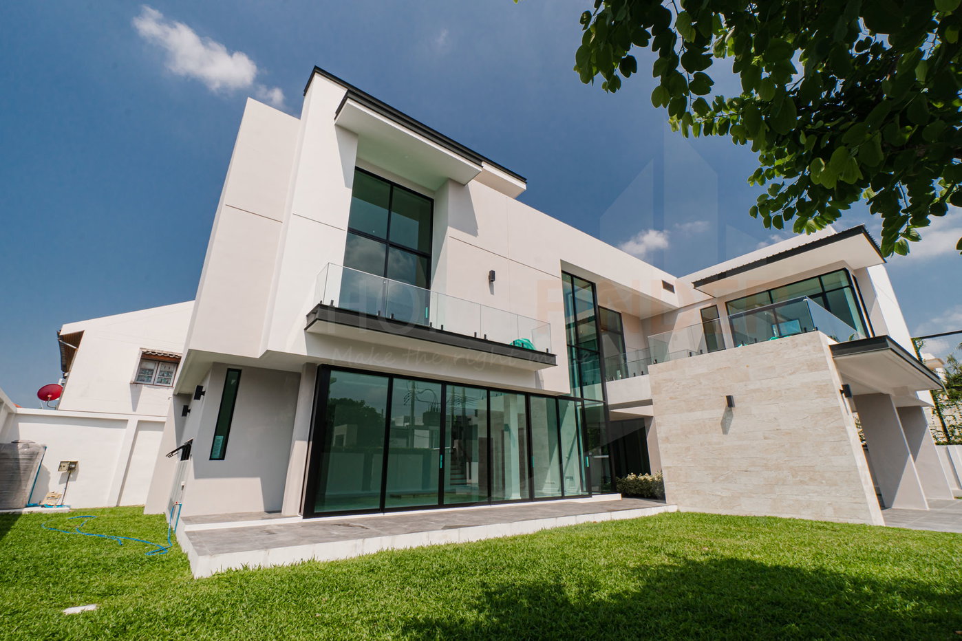 รูป The Master Ekamai-Ramintra 4 bedrooms, for sale - รูปที่ 28/36