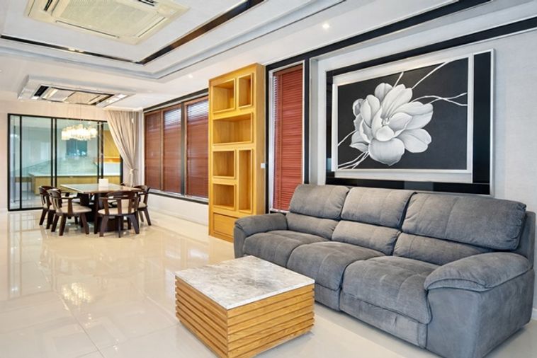 ให้เช่าทาวน์โฮม 4 ห้องนอน 360 ตร.ม. 30 ตร.ว. เขตคันนายาว