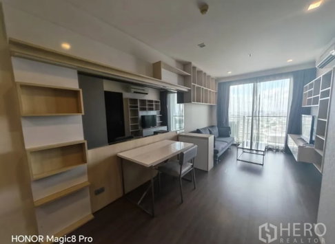 For rent 1 Bedroom Condominium in Sky Walk Residences in Phra Khanong Nuea, Watthana, Bangkok BTS Phra Khanong HRE00817