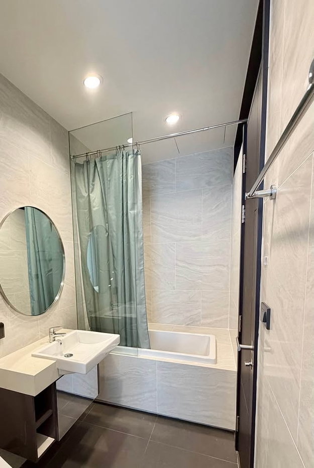 picture Code: 26KJ2557  for rent The FINE Bangkok Thonglor - Ekamai 🔥🔥 Line ID: @kjcondo (with @)🔥🔥 - 4/9