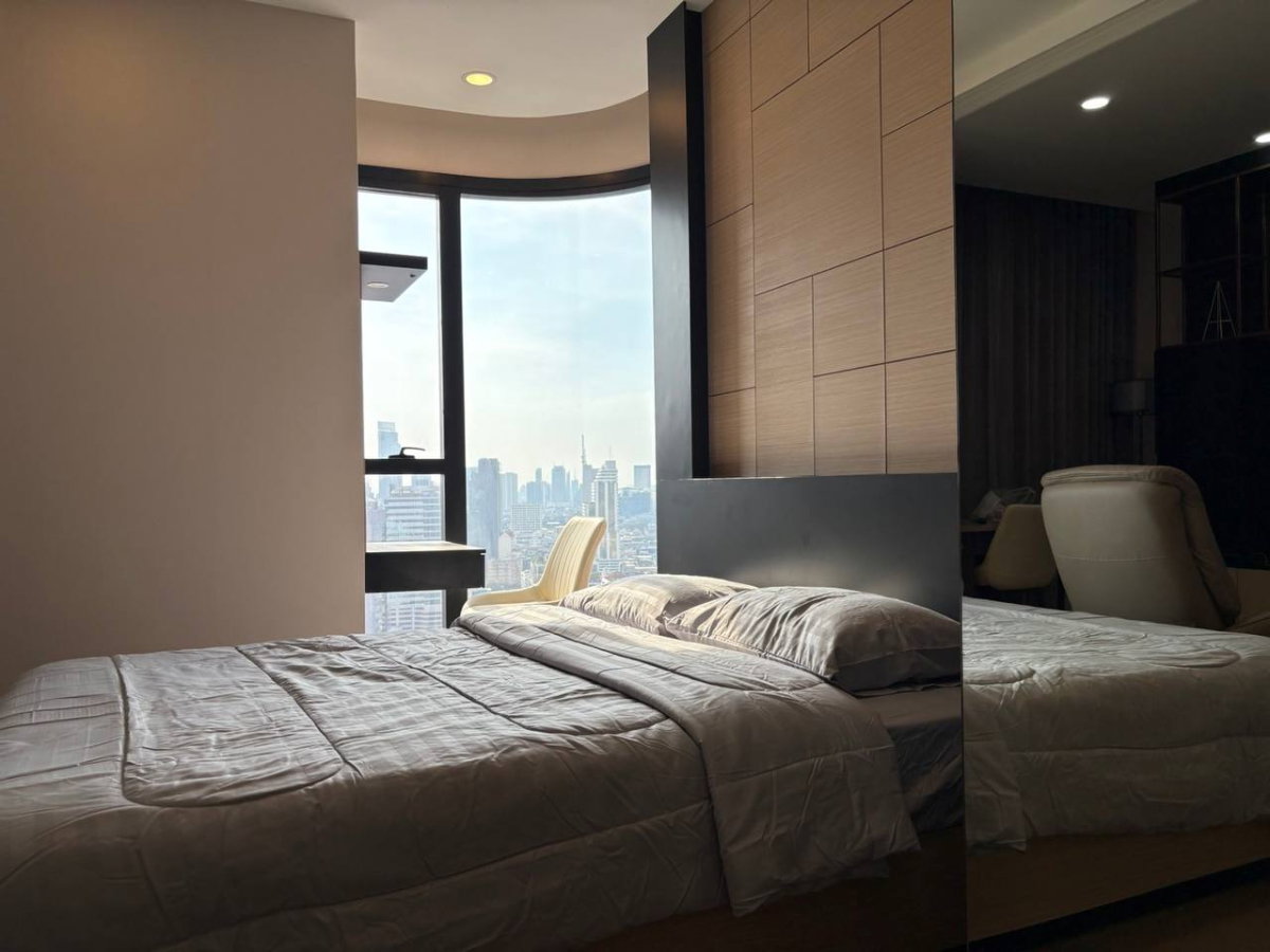 รูป Ashton Chula Silom【𝐒𝐄𝐋𝐋 & 𝐑𝐄𝐍𝐓】🔥ชีวิตในเมืองที่สมบูรณ์แบบ คอนโดหรูติดมหาวิทยาลัย และแหล่งธุรกิจ บิ้วอินจัดเต็ม🔥  ติดต่อไลน์ไอดี: @hacondo - รูปที่ 4/10