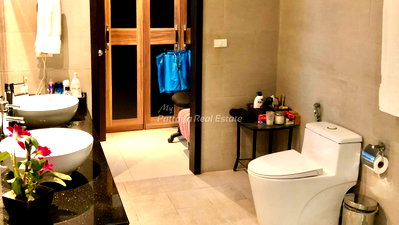 Condos for sale : 🛏️ 2 Bed - 🛁 2 Bath - 🏙️ Garden View - 🇹🇭 COMPANY name - 🏢 The Park Condominium Jomtien - Ref: PARKJ04