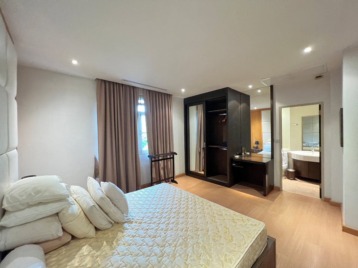 รูป 🏡✨ ให้เช่าบ้านเดี่ยวหรู 2 ชั้น — หมู่บ้านโกลเด้น-นครา อ่อนนุช 65 Fully Furnished บ้านหลังใหญ่ บรรยากาศดี พร้อมเข้าอยู่ - รูปที่ 5/16