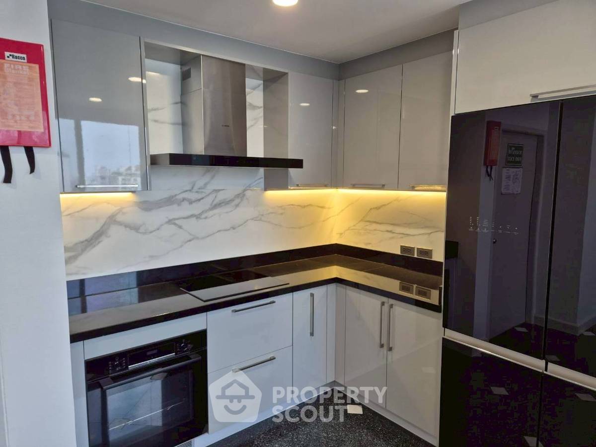 picture 4-BR Condo at La Cascade Condominium near BTS Ekkamai (ID 2920116) - 8/26