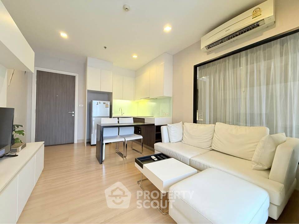 picture 1-BR Condo at Urbano Absolute near BTS Krung Thon Buri (ID 2920213) - 2/10