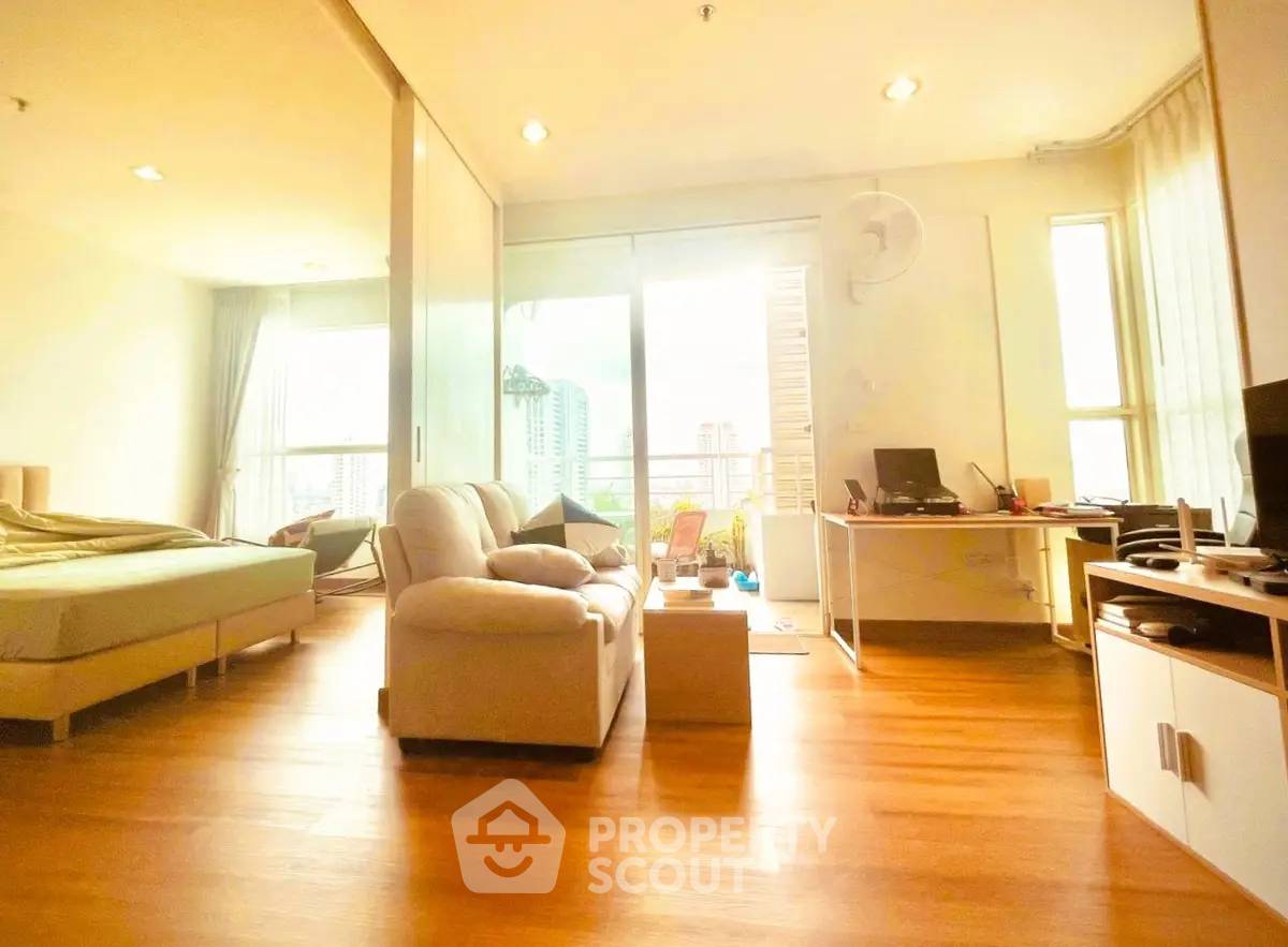 รูป คอนโด 1-ห้องนอน ที่ เดอะ ไลท์เฮ้าส์ คอนโดมิเนียม ใกล้ BTS กรุงธนบุรี (ID 2873517) - รูปที่ 5/9
