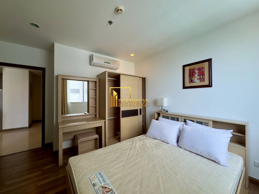 รูป The Rajdamri | Cozy 2 Bedroom Condo For Rent in Popular Area - BR3832CD - รูปที่ 17/30