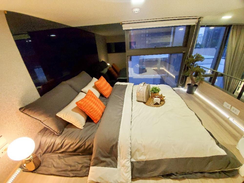 picture Rama 9 | MRT Asoke | 1 Bed 1 Bath Duplex | 38 sqm. | Chewathai Residence Asoke - 4/9
