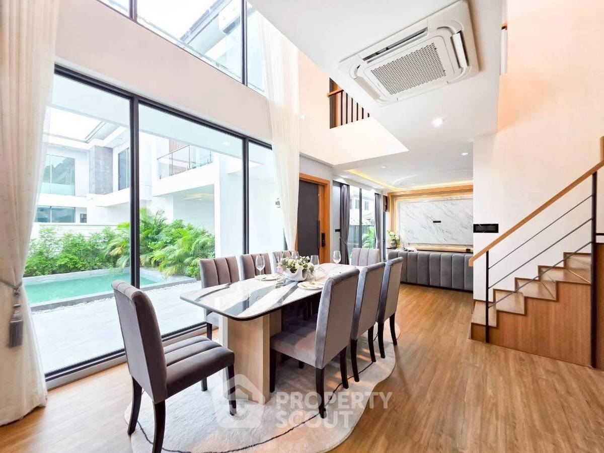 picture 4-BR Villa close to Pattaya South (ID 2926503) - 15/15