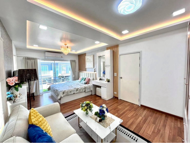 picture 🔥 Two-Storey Detached House for Sale – Corner Plot 🔥 - 4/19