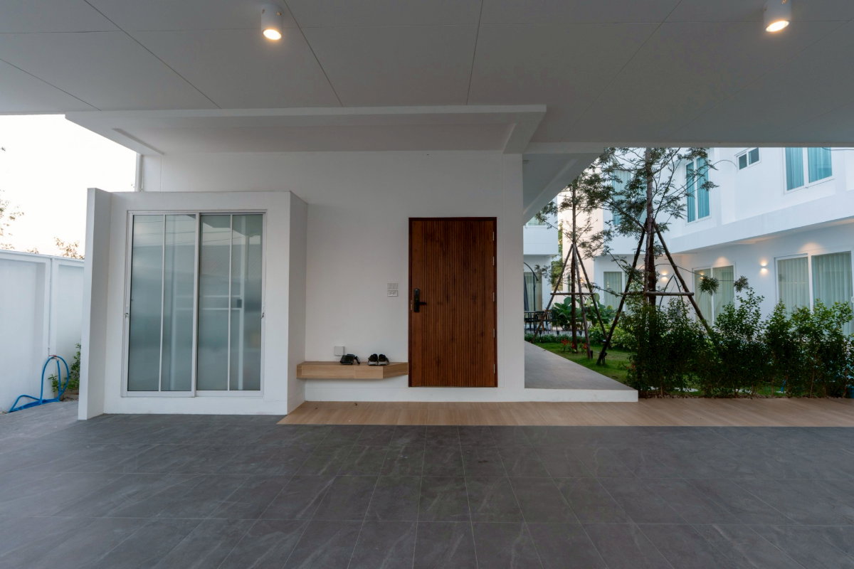 รูป C2MG100177  บ้านแฝดPool Villa2ชั้น บ้านนอกโครงการทำเลเศรษฐกิจใจกลางเมือง ตกแต่งเฟอร์นิเจอร์พร้อมเข้าอยู่ทันที ราคา21.8 ล้านบาท โอนคนละครึ่ง - รูปที่ 8/47
