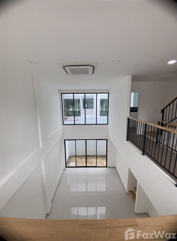 รูป ขายบ้านทาวน์โฮม Location สุดปัง 3.5 ชั้น กลางจรัญ เข้าเมืองสะดวก 1649234 - รูปที่ 21/34