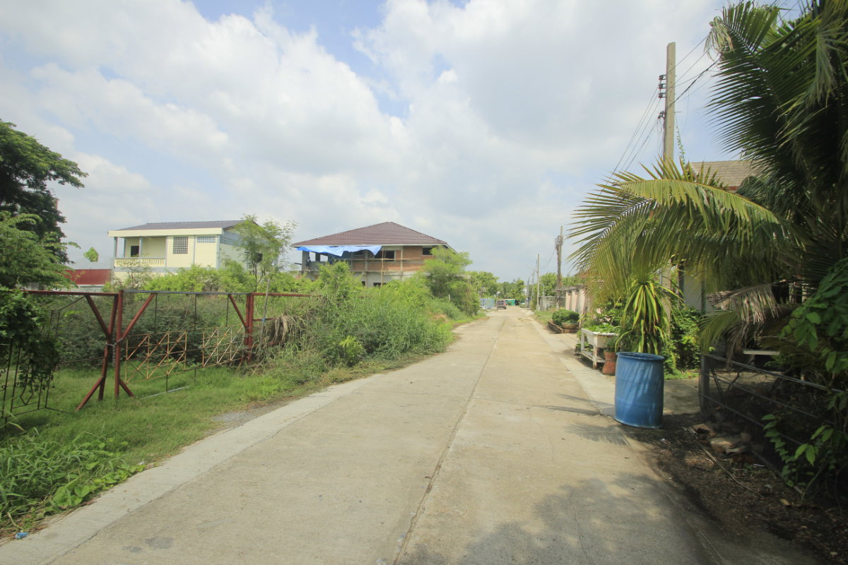 รูป ที่ดินสินพัฒนาธานี สนามหลวง2 ทวีวัฒนา9 กระทุ่มล้ม18 หลังตลาดเวิล์ดมาร์เก็ต ที่ดิน100วา เหมาะสร้างบ้าน ใกล้ถนนพรานนก สาย4 พระเทพตัดใหม่ - รูปที่ 17/23