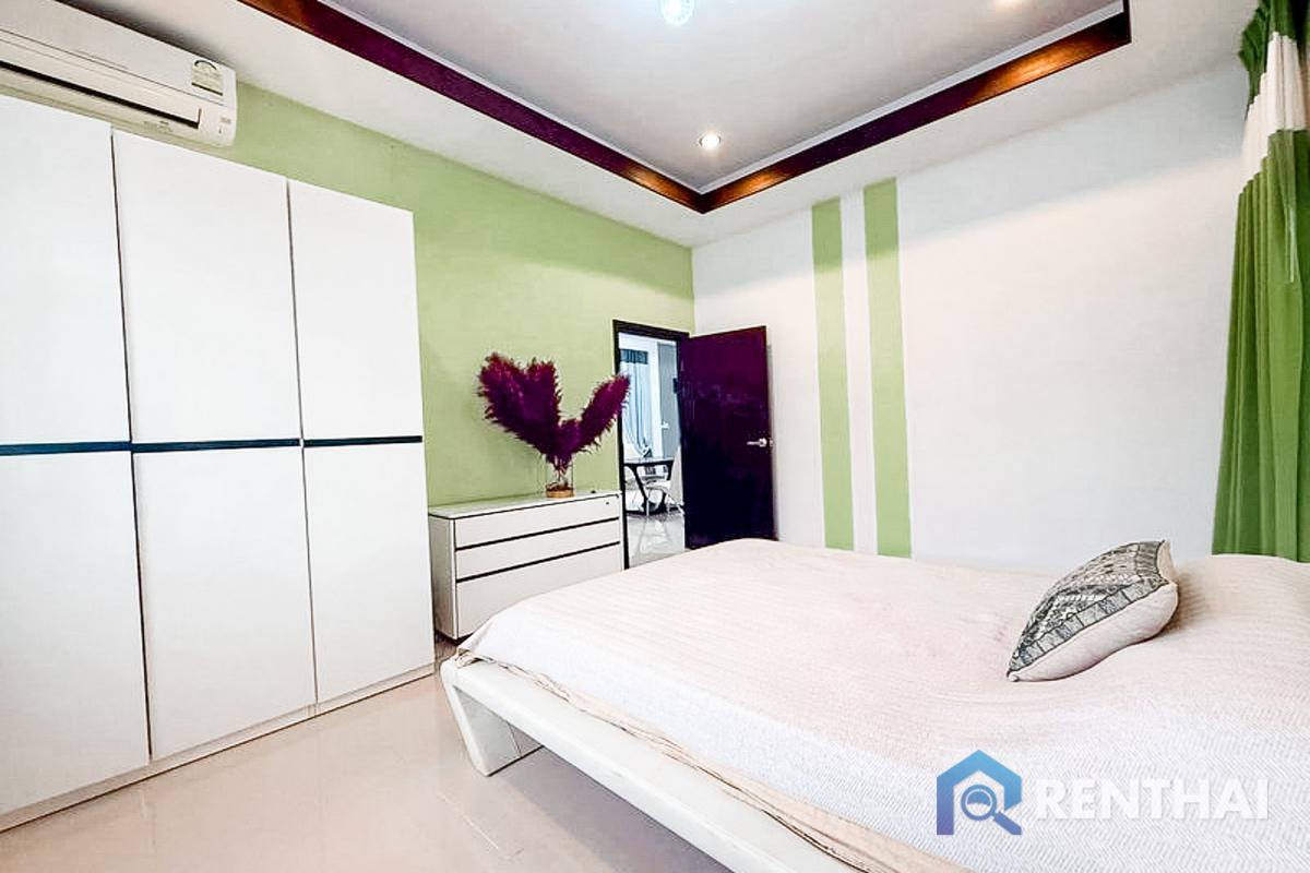 รูป วิลล่า 2 ห้องนอนหลังนี้ตั้งอยู่บนที่ดินมุมขนาด 120 ตร.ว. พร้อมสระว่ายน้ำส่วนตัว - รูปที่ 14/23