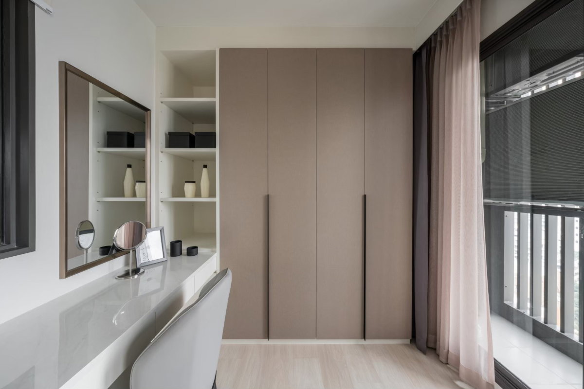 รูป ✨ห้องแต่งหรู ✨ ไลฟ์วัน ไวเรส 🏡 ห้องแต่งสวย , เฟอร์นิเจอร์ครบ //สอบถามเพิ่มเติมที่ LineOA : @assetrootz - รูปที่ 3/8
