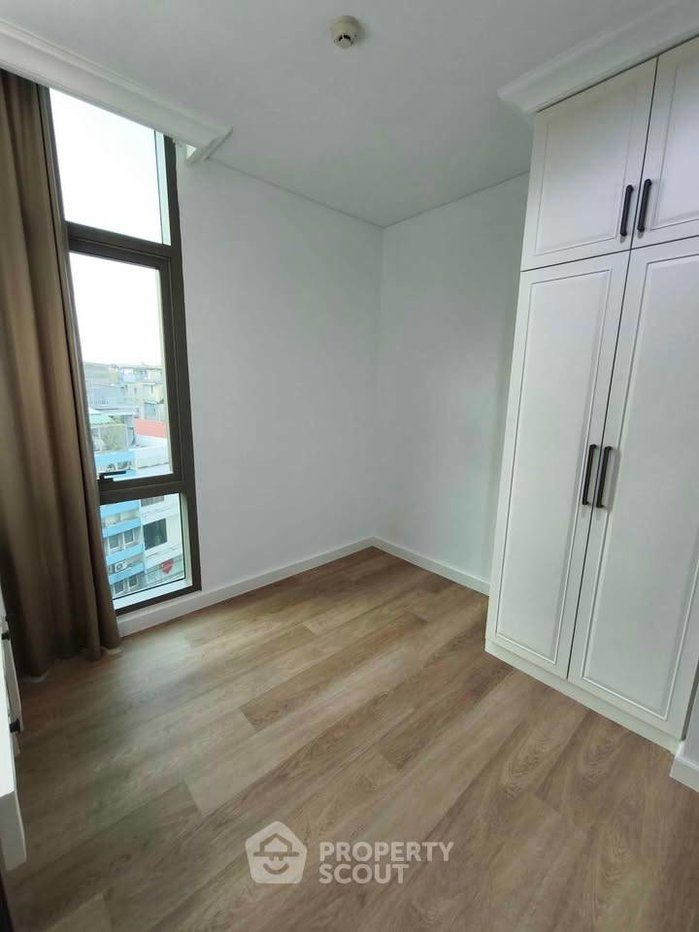 รูป คอนโด 2-ห้องนอน ที่ เดอะรูม เจริญกรุง 30 ใกล้ BTS สะพานตากสิน (ID 2925971) - รูปที่ 11/16