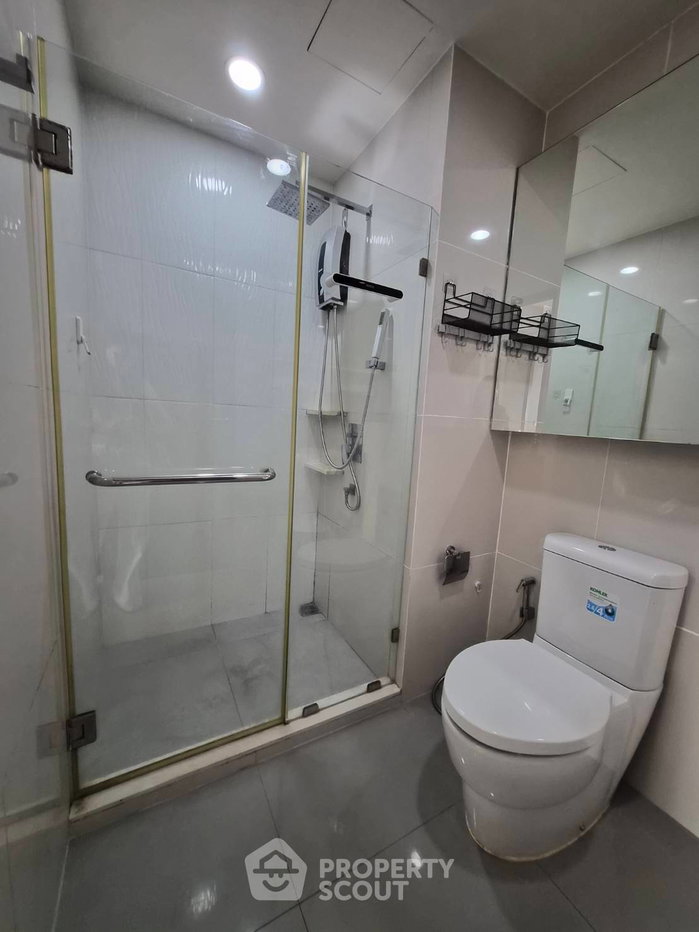 picture 1-BR Condo at Rhythm Asoke near MRT Phra Ram 9 (ID 292456) - 10/19