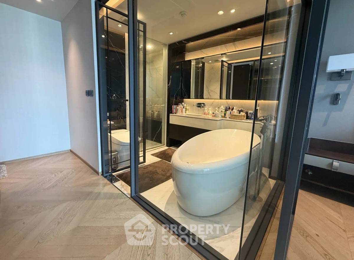 รูป คอนโด 6-ห้องนอน ที่ แอทธินี เรสซิเด้นซ์ ใกล้ BTS เพลินจิต (ID 2921912) - รูปที่ 3/19