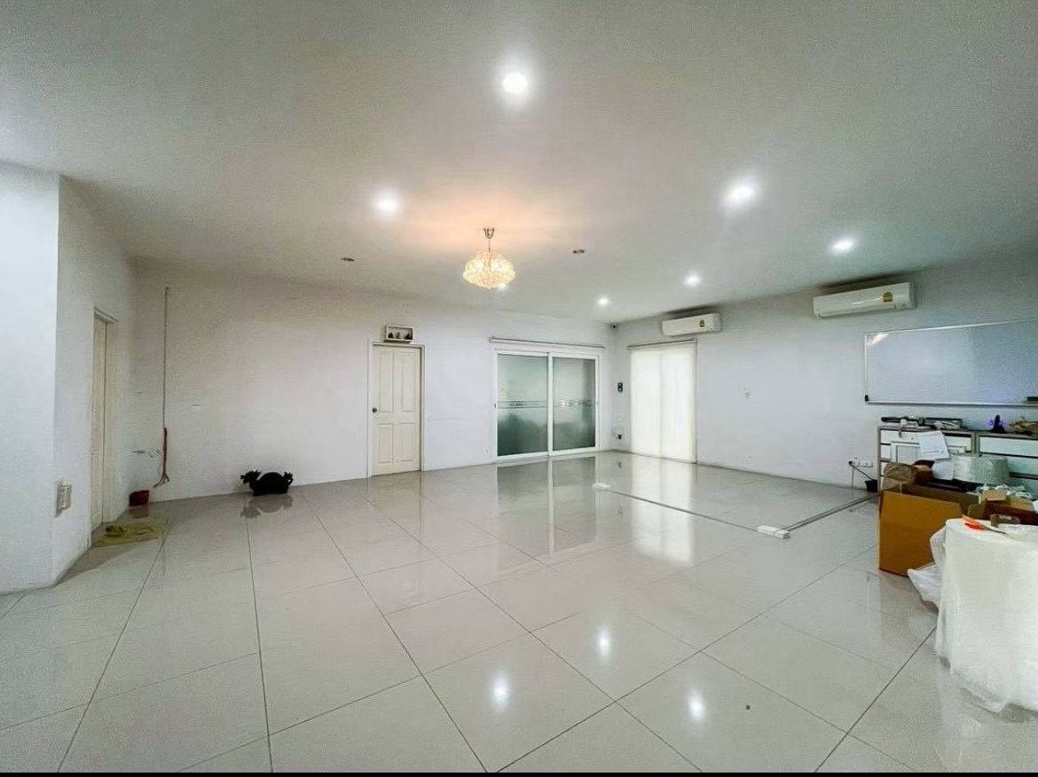 รูป Home Office 4 ชั้น โครงการ The Terminal สุวรรณภูมิ ติดถนนกิ่งแก้ว ใกล้สนามบินสุวรรณภูมิ - รูปที่ 5/18