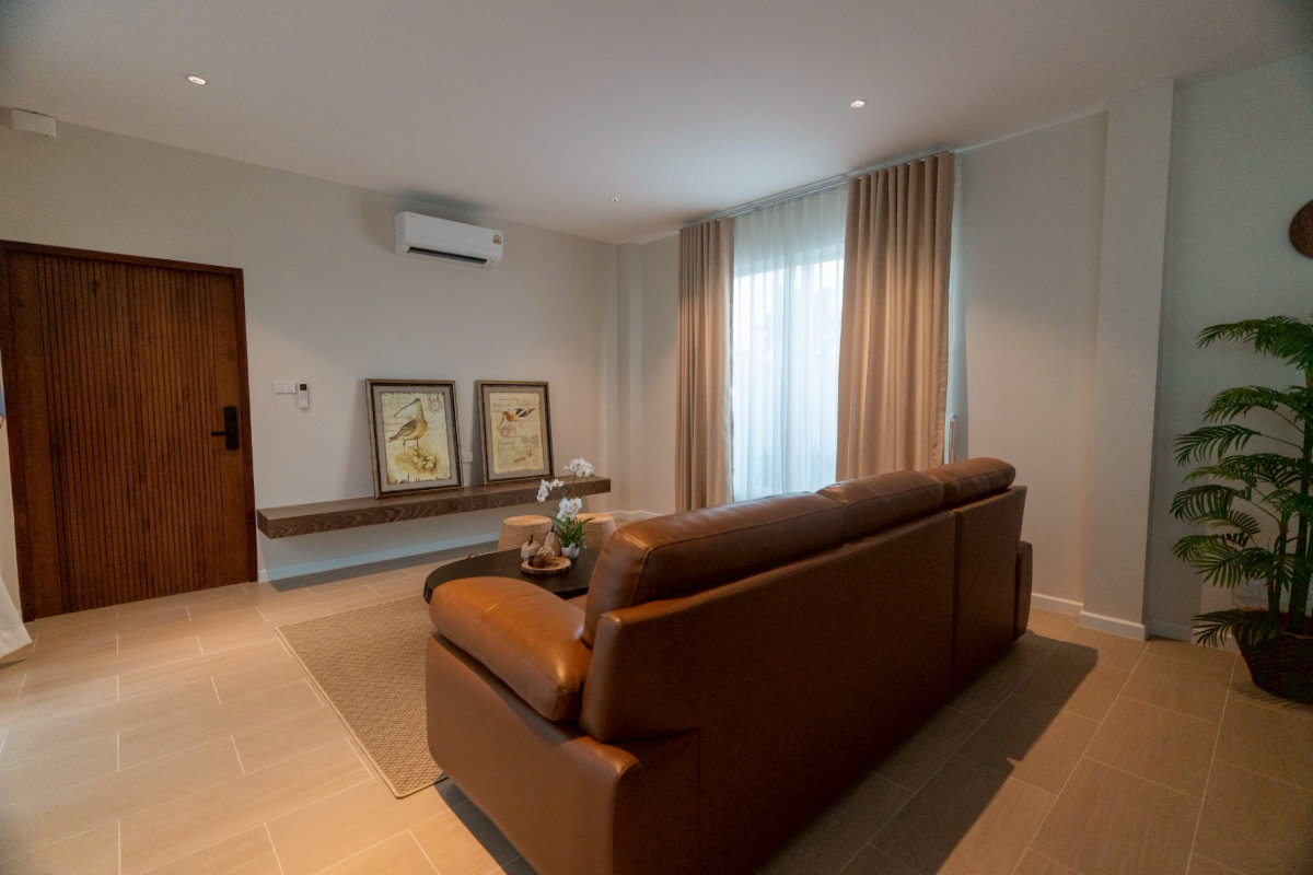 รูป C2MG100177  บ้านแฝดPool Villa2ชั้น บ้านนอกโครงการทำเลเศรษฐกิจใจกลางเมือง ตกแต่งเฟอร์นิเจอร์พร้อมเข้าอยู่ทันที ราคา21.8 ล้านบาท โอนคนละครึ่ง - รูปที่ 12/47