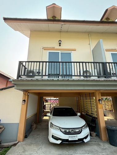 #ให้เช่าทาวน์เฮาส์3ชั้น บ้านสวนเจตรัฐ เป็นส่วนตัว รีโนเวทใหม่ สุขาภิบาล 5 สายไหมวัชรพล ราคา 6500 /เดือน !!! แอร์ 1 ตัว ที่จอดรถ 1 คัน