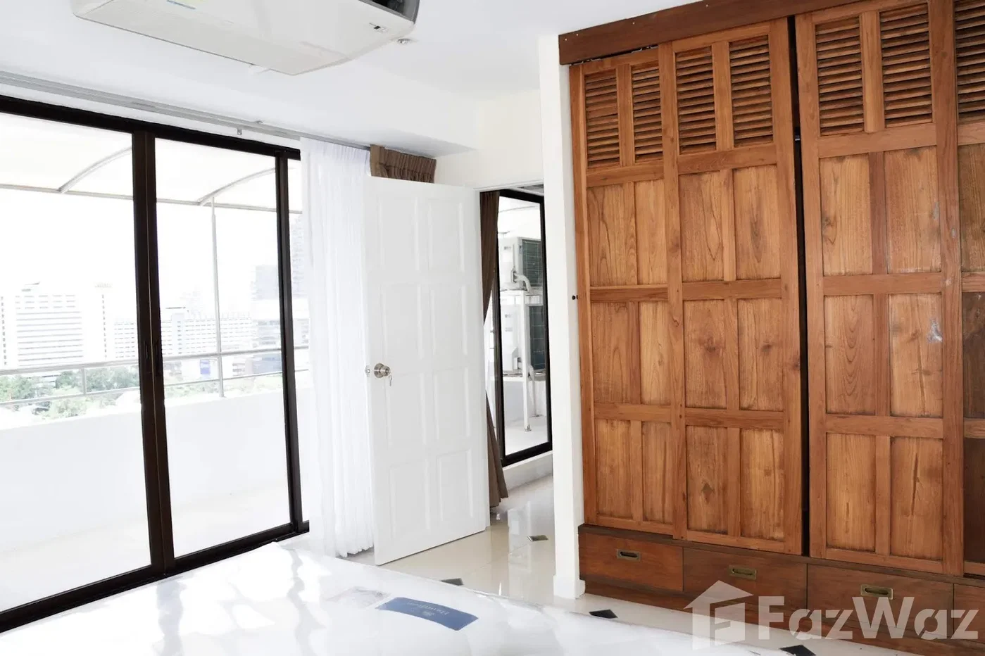 picture 2 Bedrooms 6307545 - 3/6