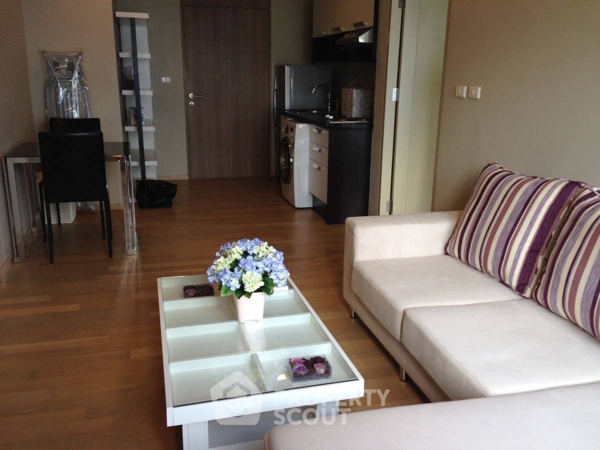รูป คอนโด 1-ห้องนอน ที่ โนเบิล รีวิล เอกมัย ใกล้ BTS เอกมัย (ID 662757) - รูปที่ 1/5
