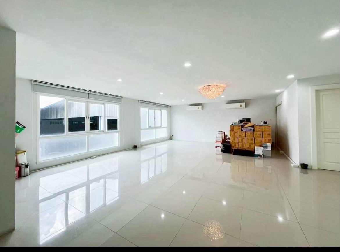 รูป Home Office 4 ชั้น โครงการ The Terminal สุวรรณภูมิ ติดถนนกิ่งแก้ว ใกล้สนามบินสุวรรณภูมิ - รูปที่ 9/18